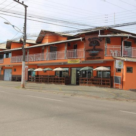 Pousada Praia Da Fortaleza 450 Metros Do Parque Beto Carrero Com Cafe Da Manha Penha  Buitenkant foto
